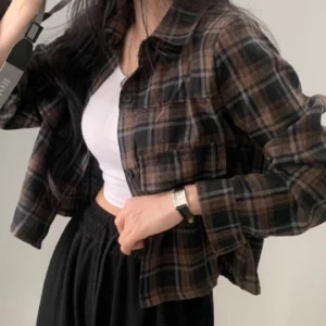 Comfy & Stylish Plaid Cropped Overshirt